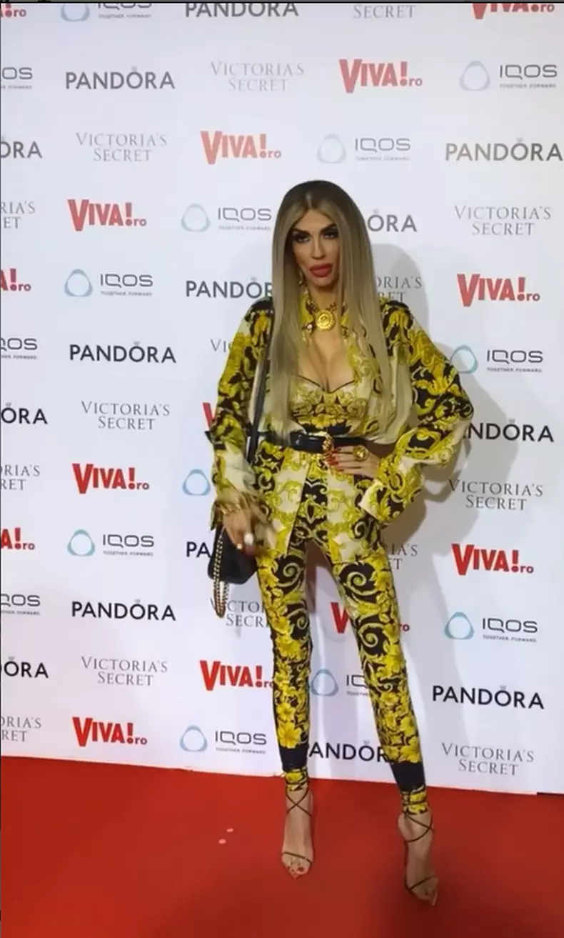 Raluca-Badulescu-petrecerea-VIVA-8