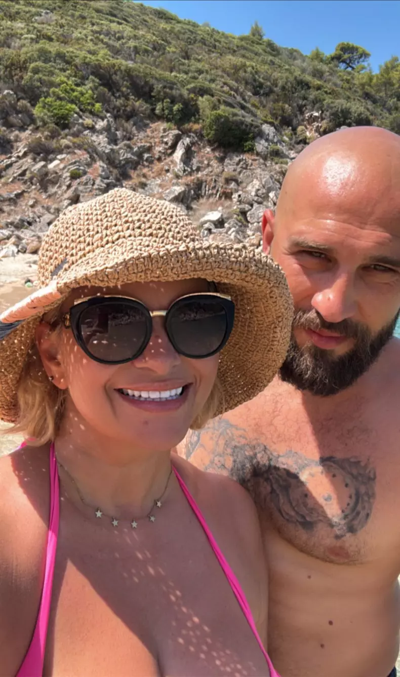 Paula Chirilă și iubitul ei (5)