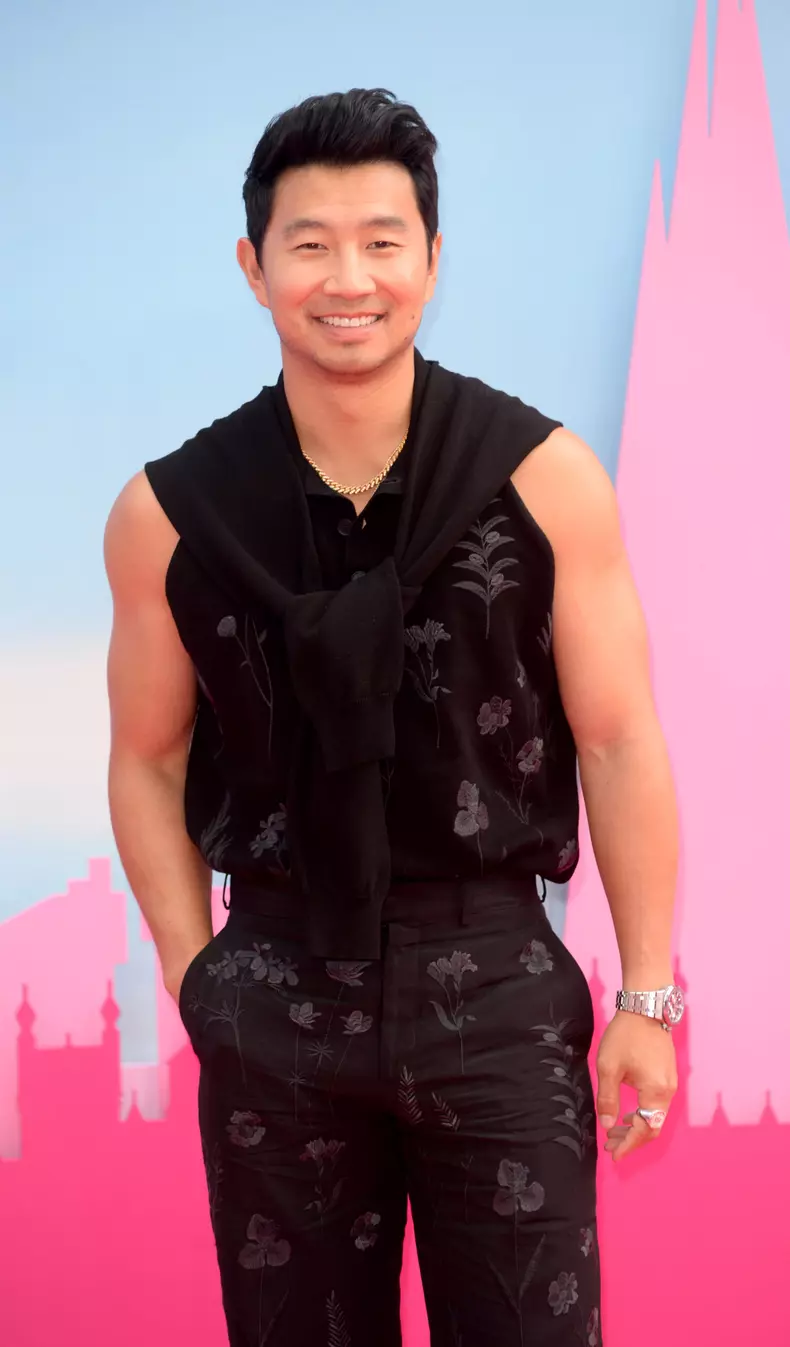 Simu Liu prezintă People’s Choice Awards 2024 