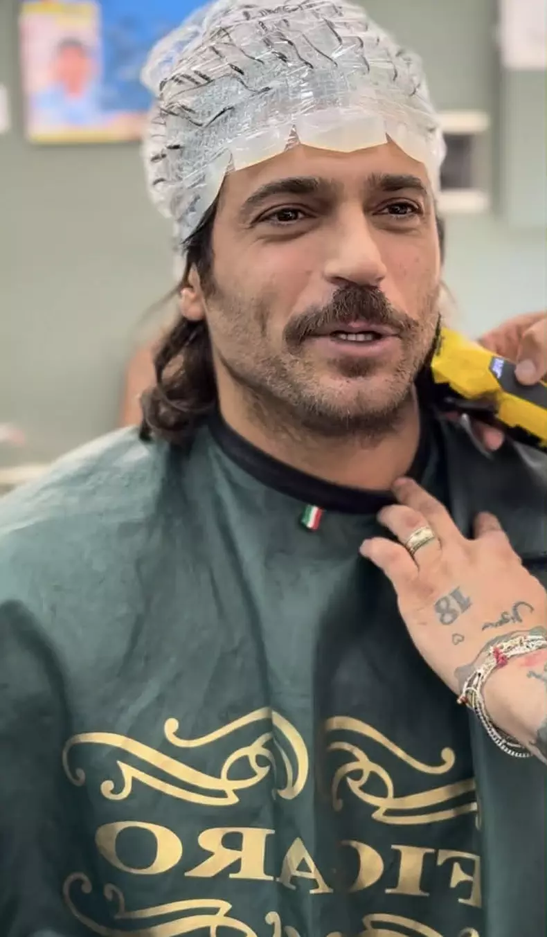 Can Yaman9