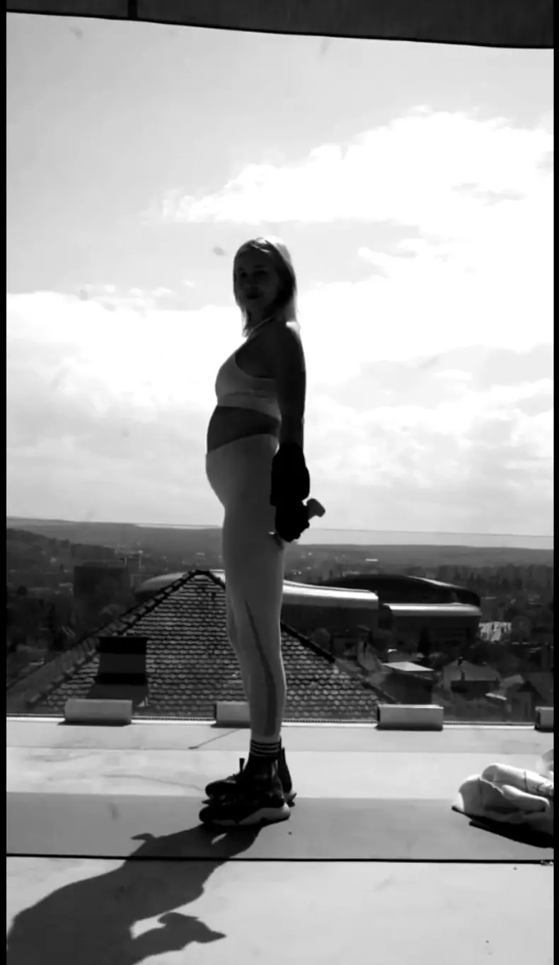 Alina-Ceușan-însărcinată-2