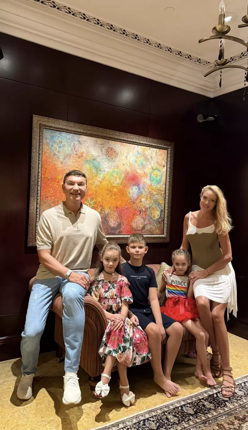 Valentina Pelinel familie3