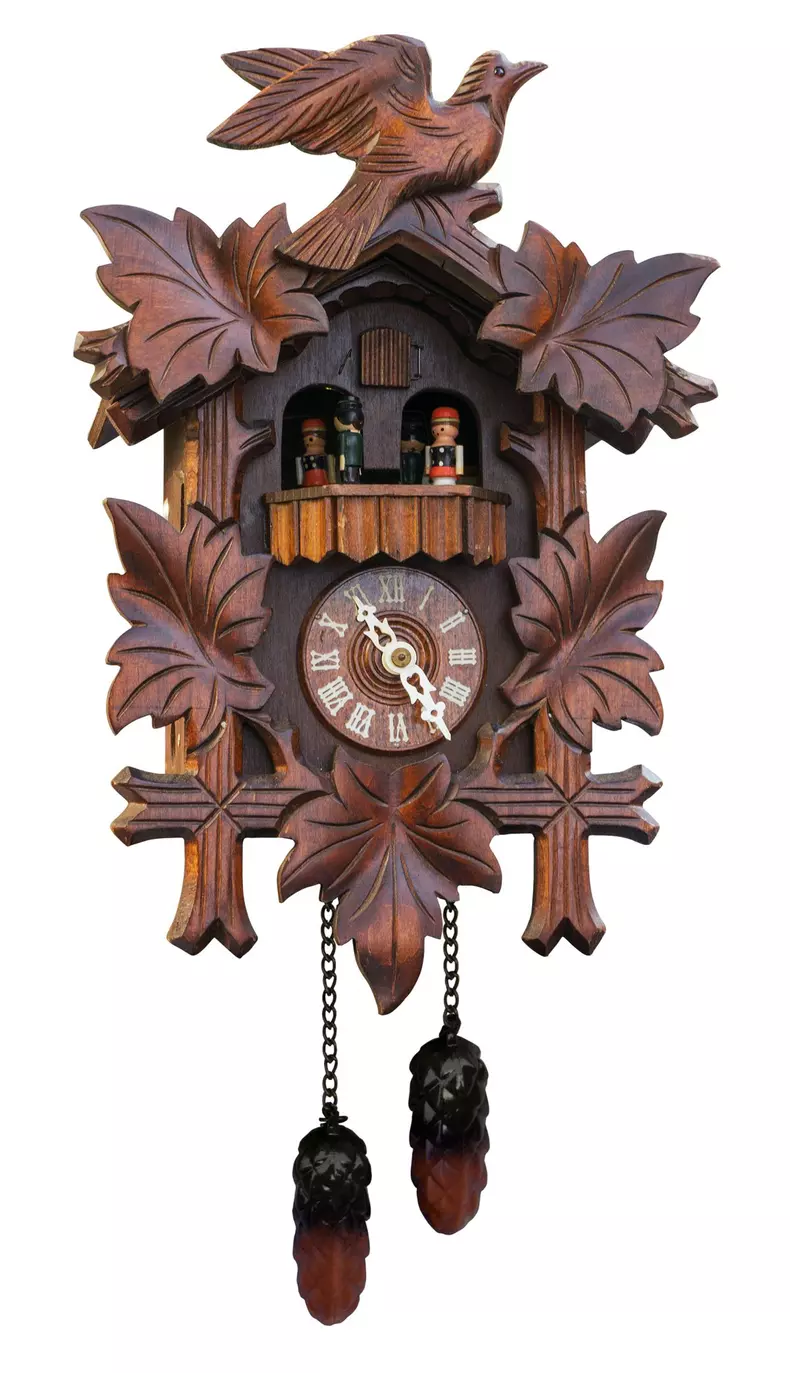 Antique,Cuckoo,Clock,Isolated,On,White