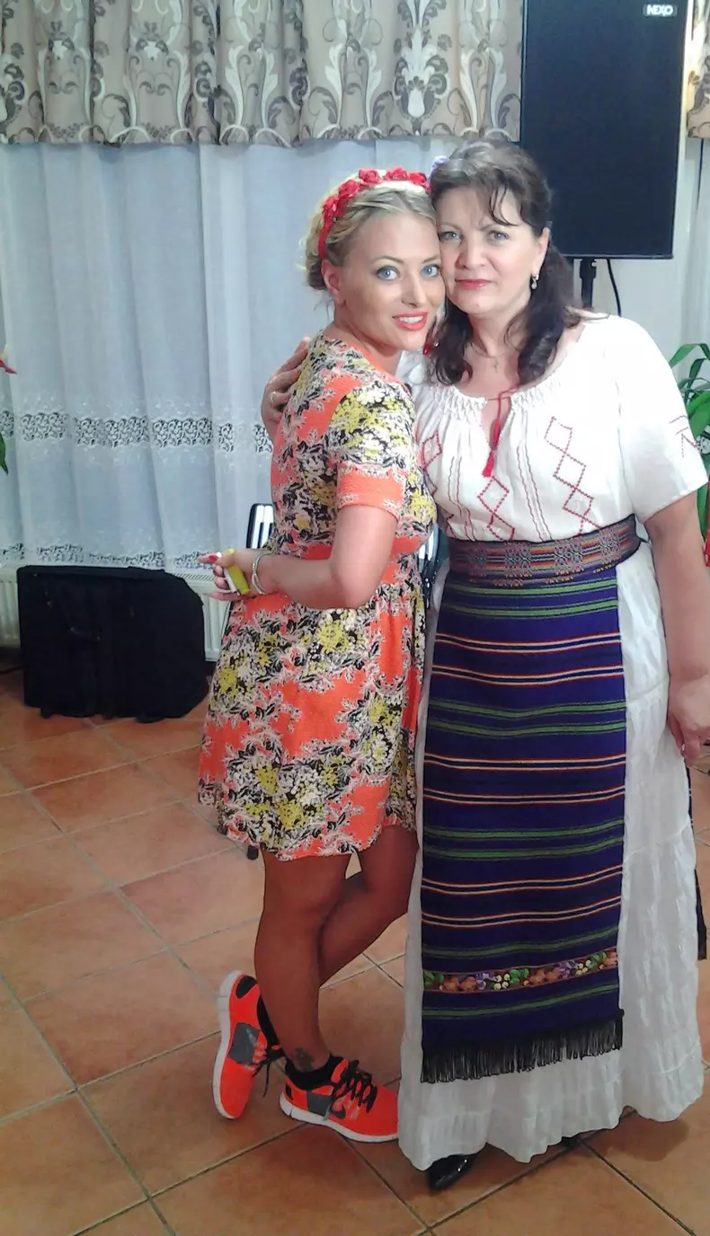 5Delia-și-Gina-Matache