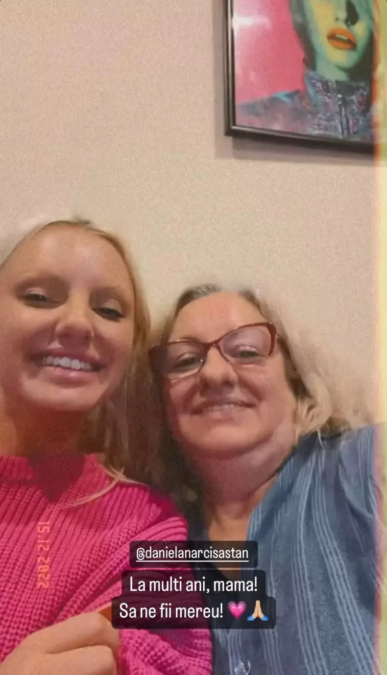 alexandra si mama ei