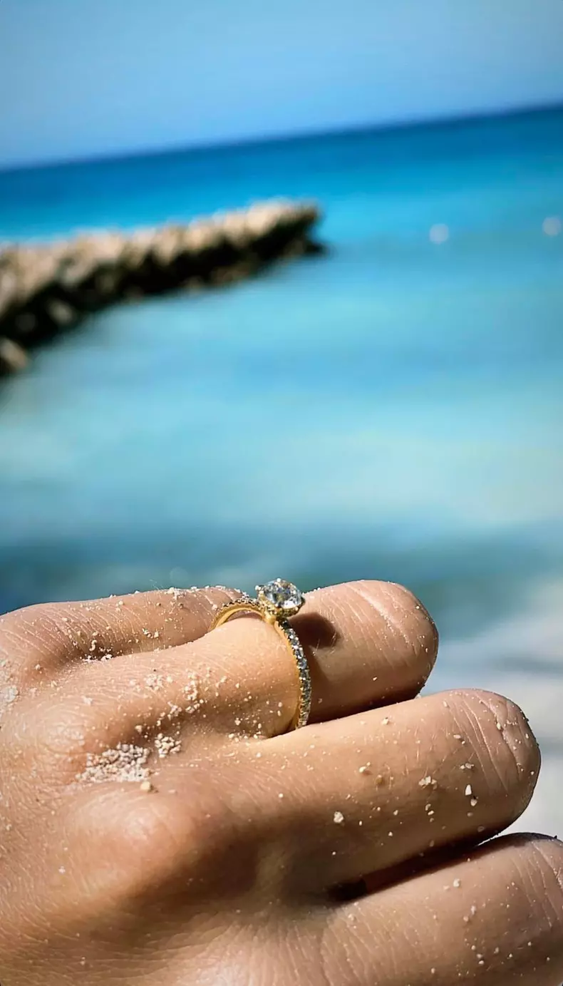 Dani Oțil se însoară cu Gabriela Prisăcariu3