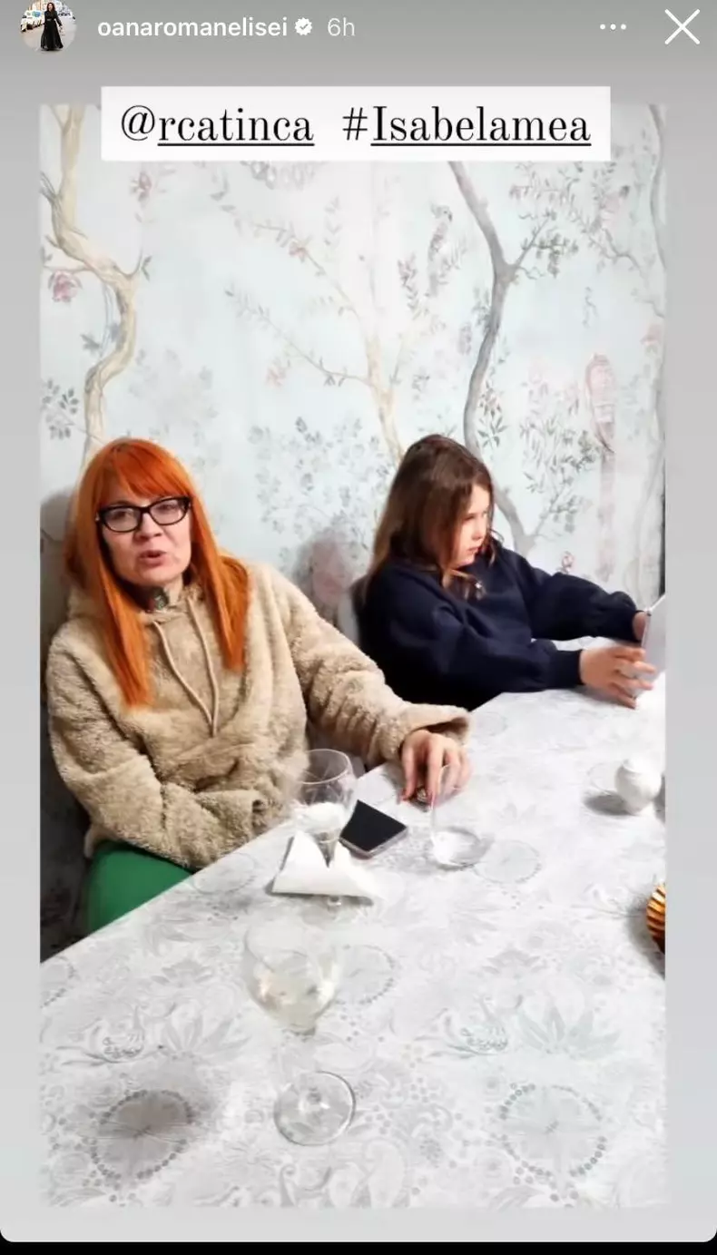 Catinca la ziua mamei sale