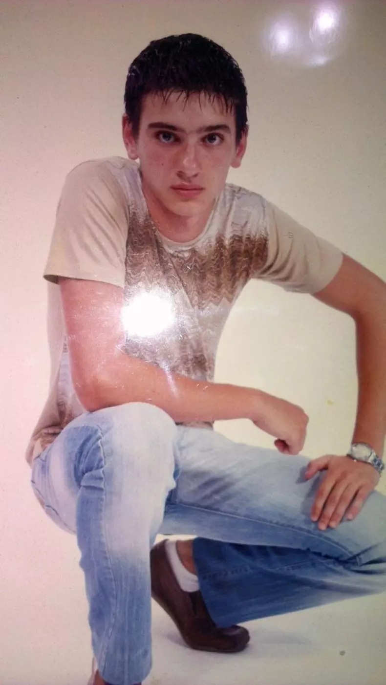 Dorian Popa adolescent