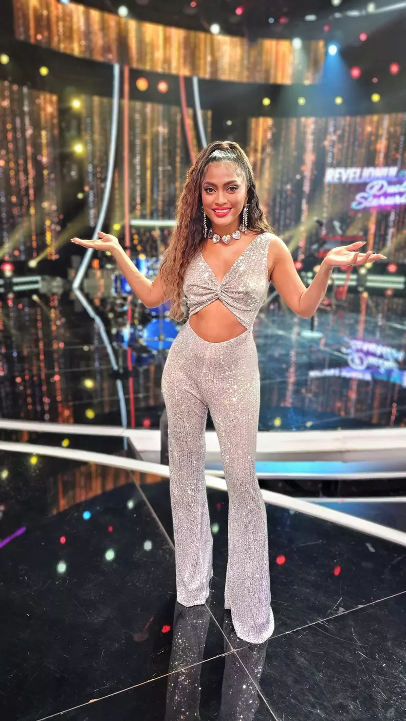 bella santiago