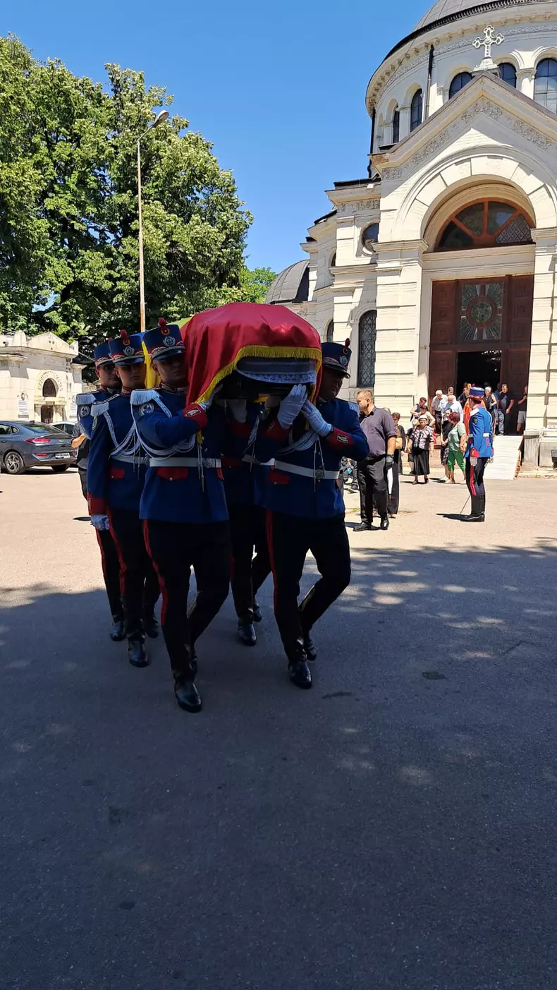 inmormantare sot irina loghin7