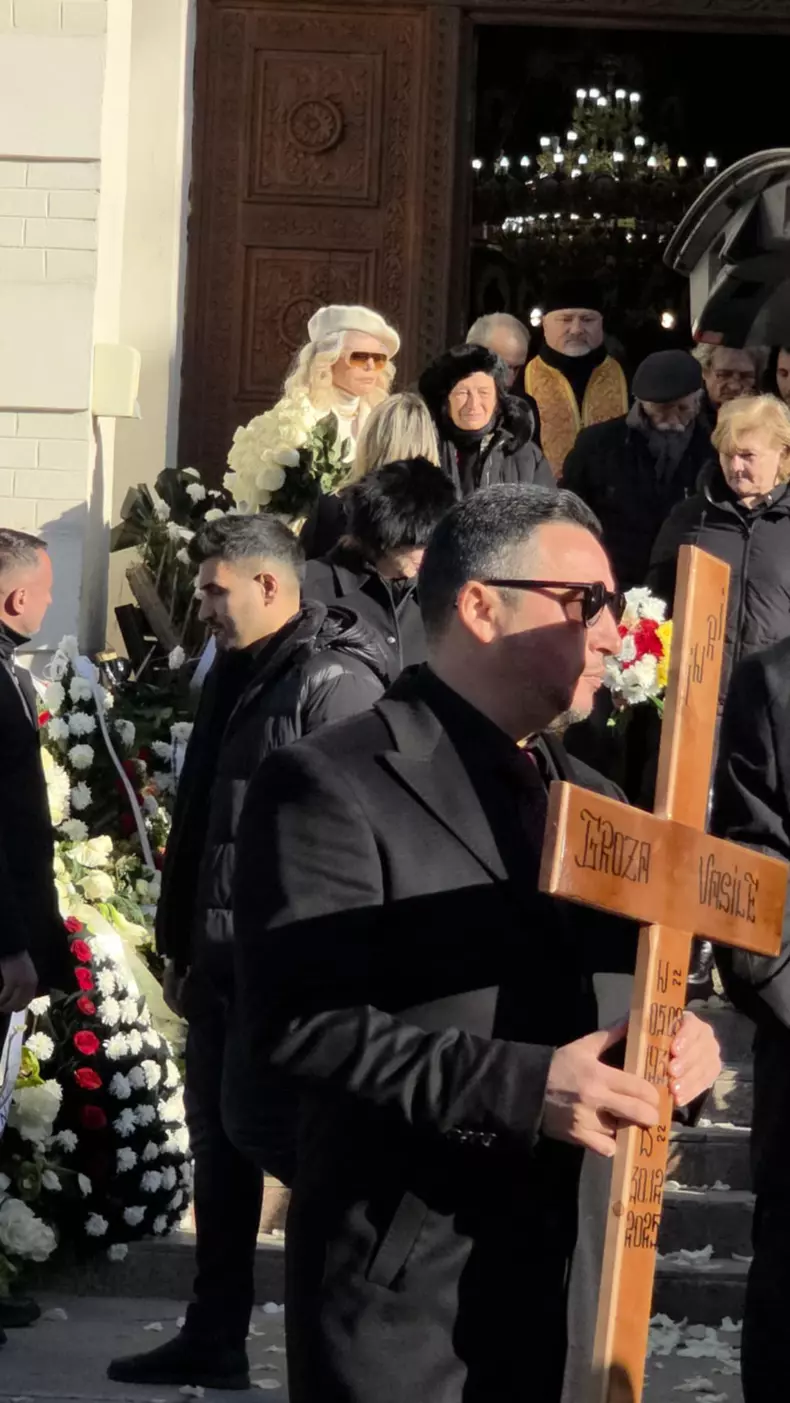 inmormantare tatal loredanei (13)