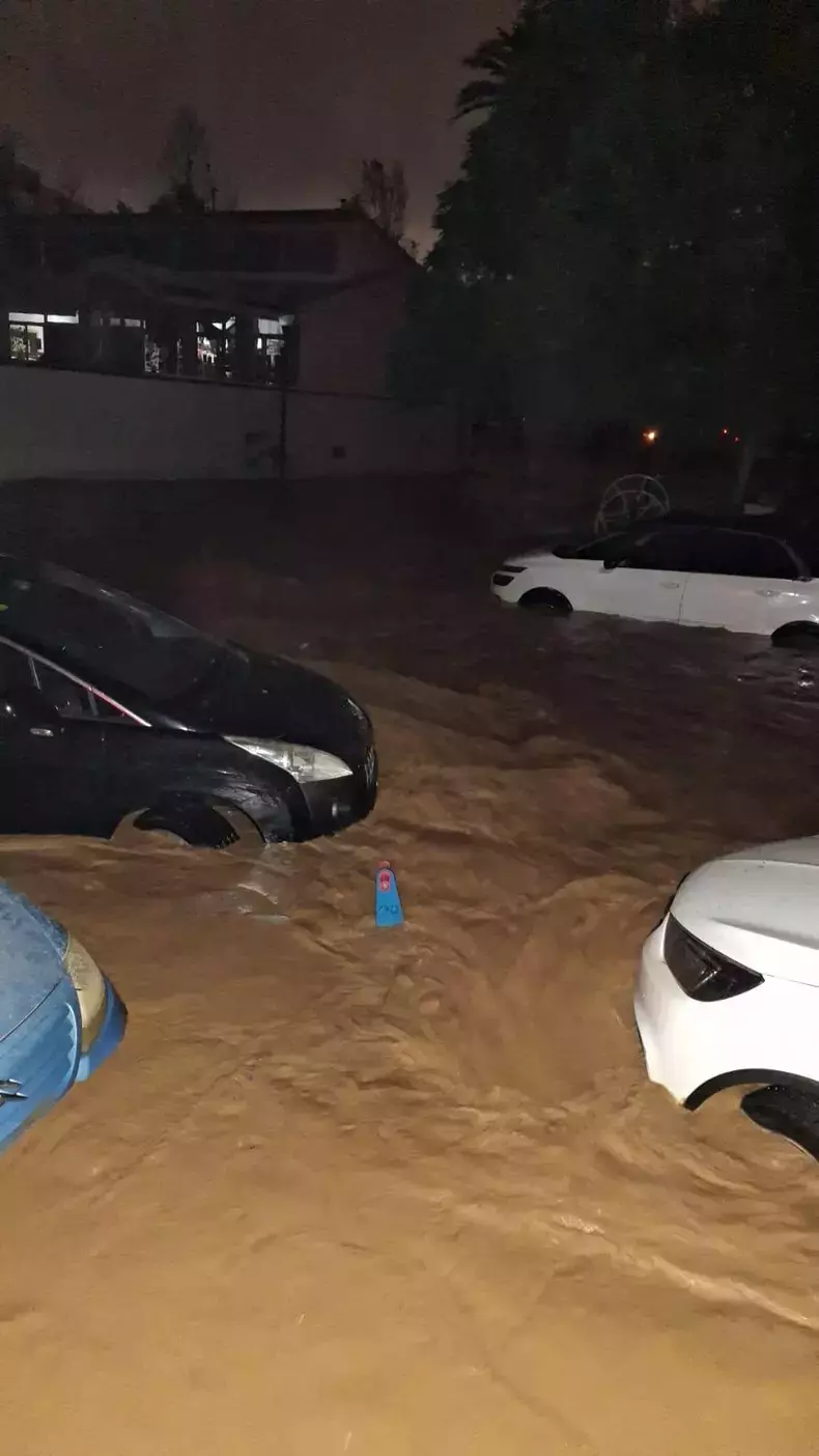 imagini-apocaliptice-dupa-inundatiile-catastrofale-cu-51-de-morti-din-spania-victimele-sunt-cautate-cu-dronele-932068-1