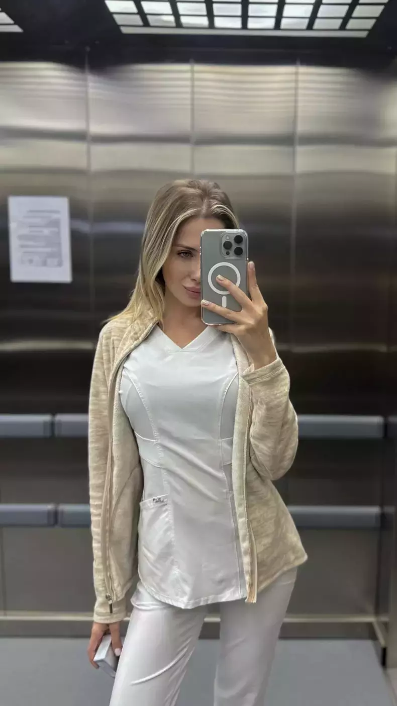 laura-boghian-1
