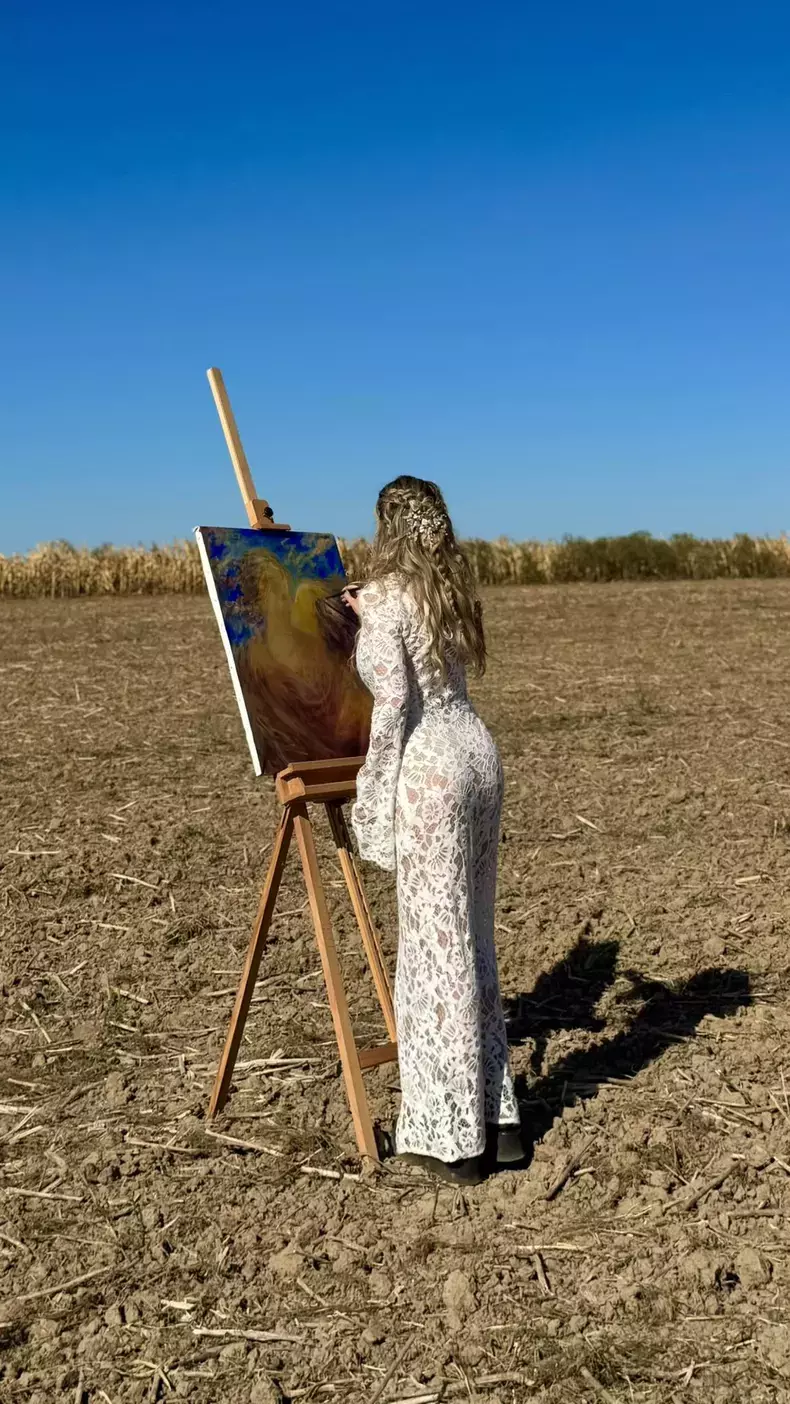alina-crisan-picteaza