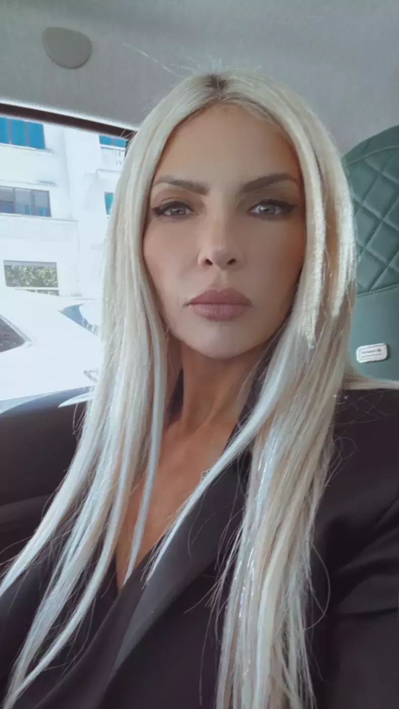 laura-vicol-4