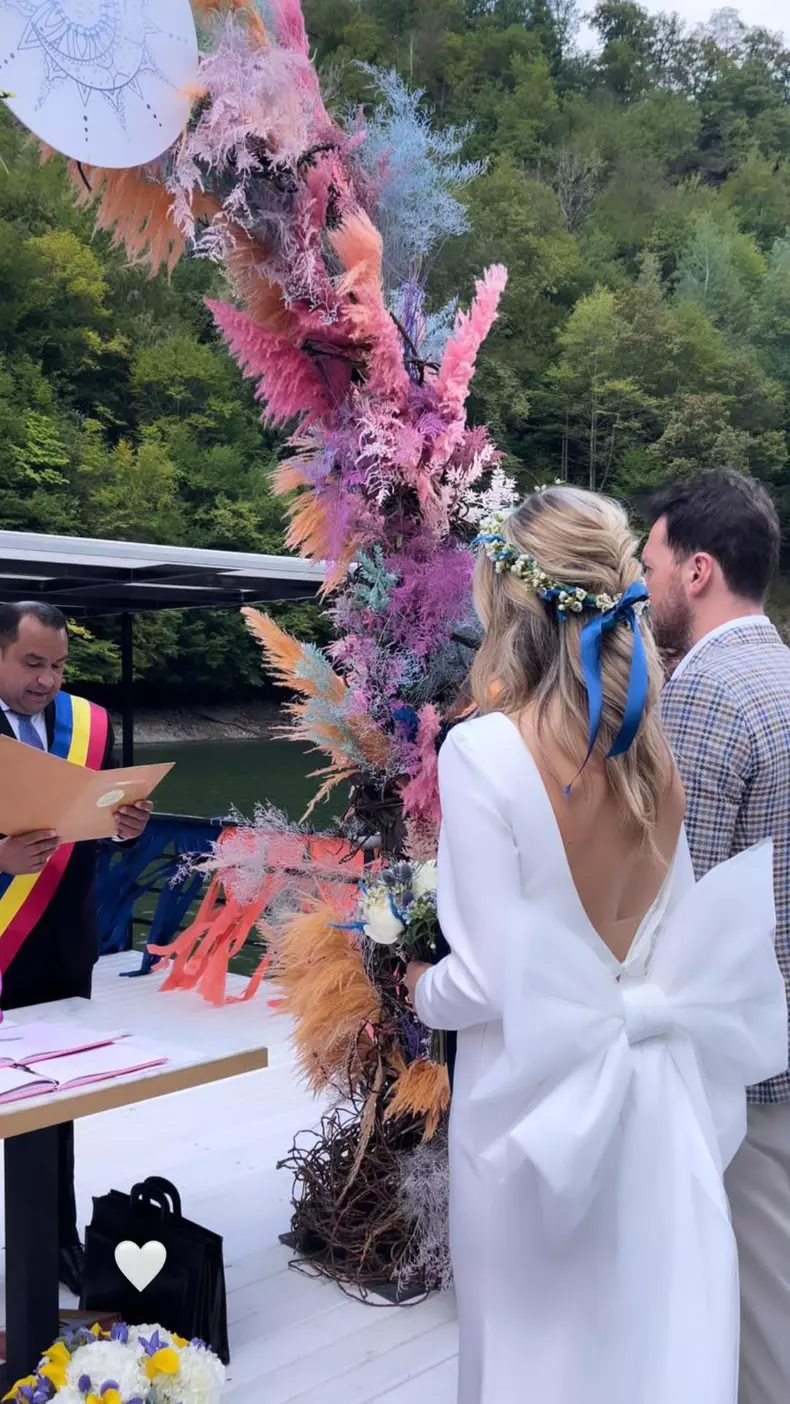Roxana Hulpe s-a căsătorit. Primele imagini de la nunta prezentatoarei de la PRO TV (6)