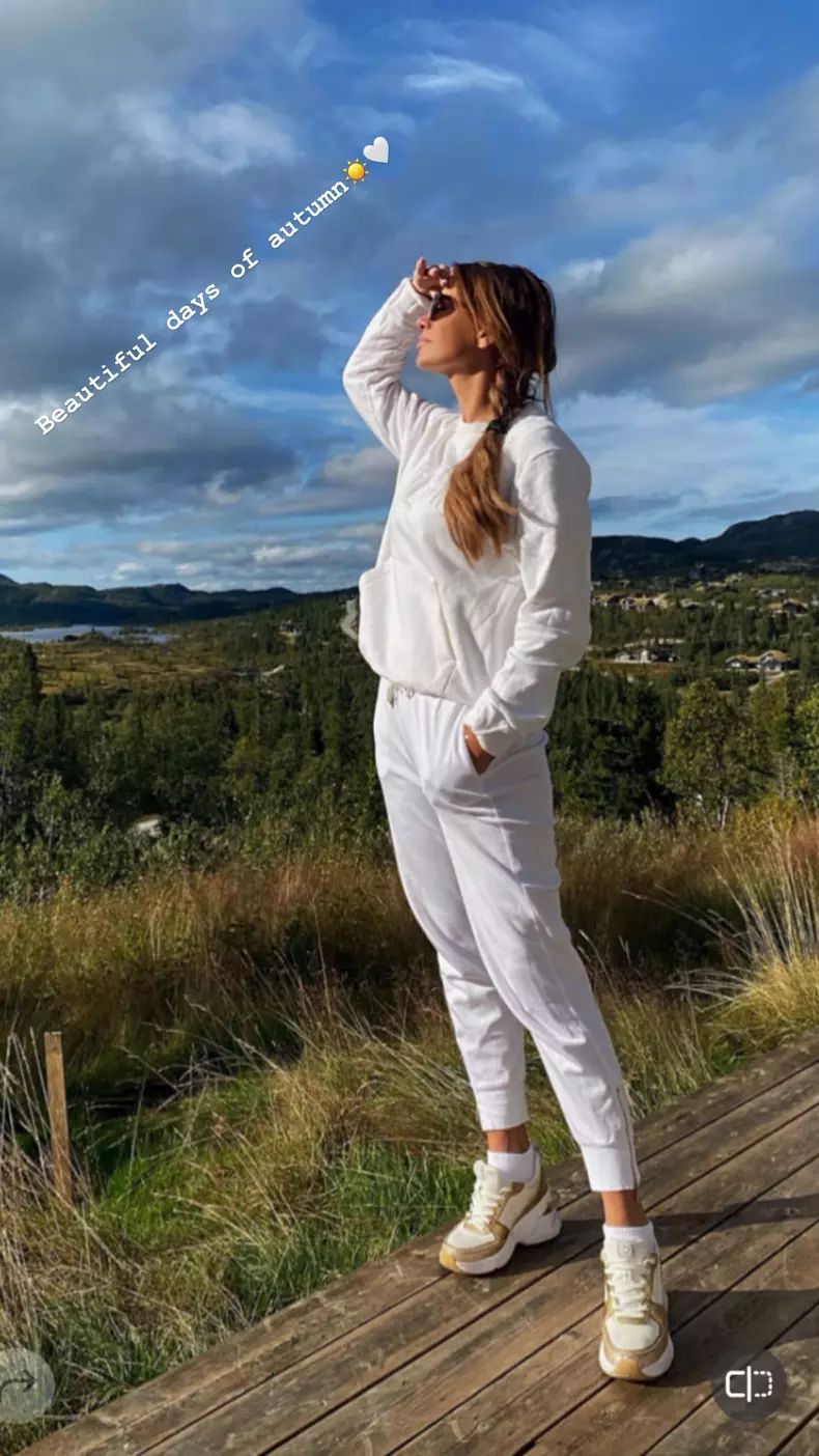 Magda Pălimariu, într-o formă fizică de invidiat la o lună după ce a născut. Care e secretul vedetei Pro TV