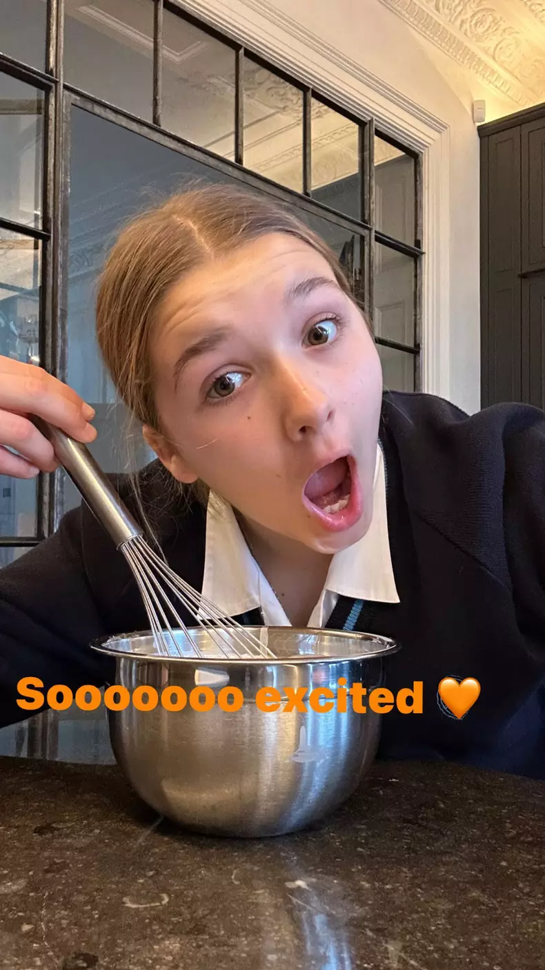 david-beckham-a-ajuns-viral-pe-instagram.-cum-jongleaza-fostul-fotbalist-cu-clatitele-3