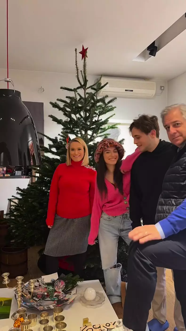 Bradul de Crăciun al Andreei Esca (2)
