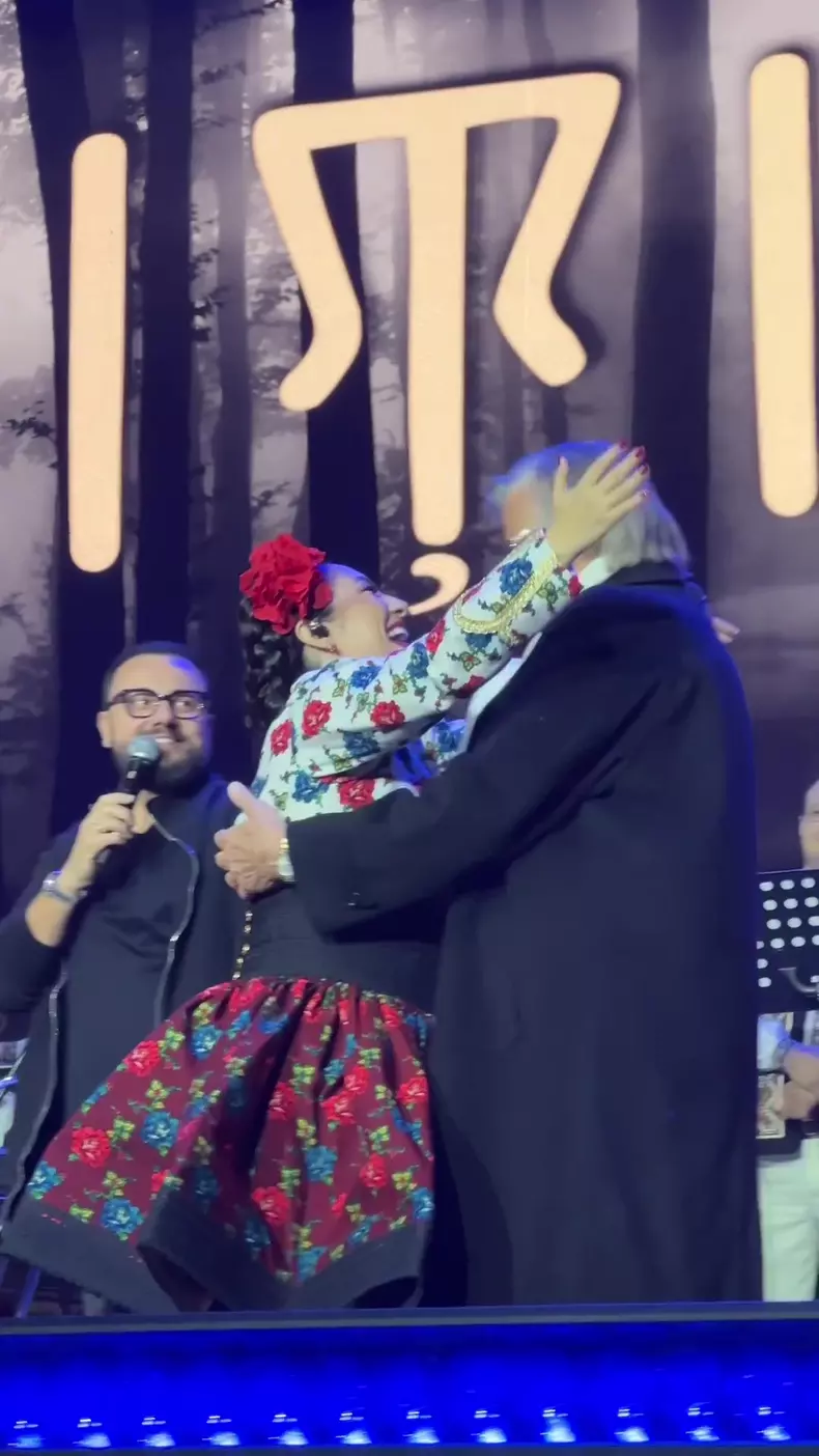Cătălin Măruță surpriză Andra (3)