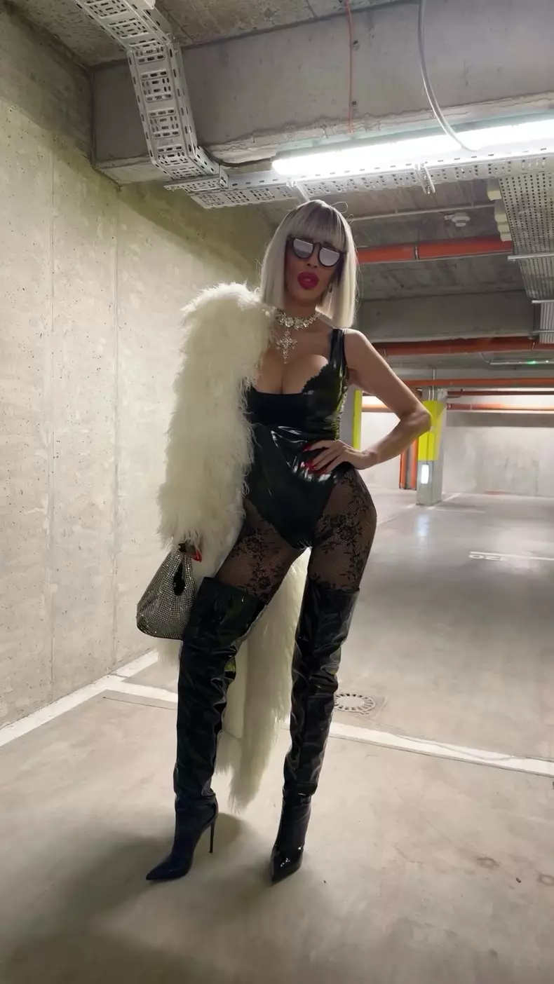 Bădulescu Raluca ținută sexy (13)