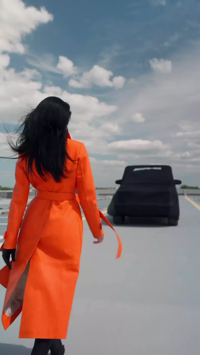Adelina Pestrițu și-a cumpărat o mașină nouă marca Mercedes-Benz G Class