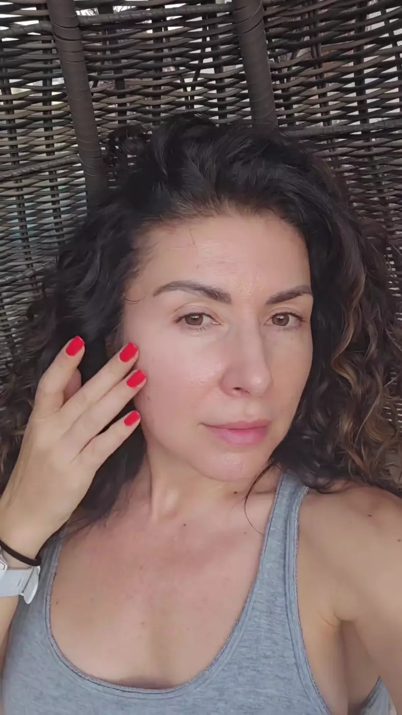 Carmen Brumă nemachiată (7)