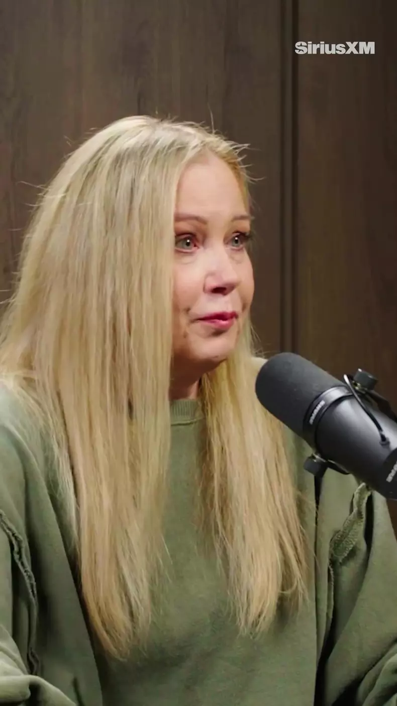Christina Applegate în emisiunea „This Life of Mine...” a lui James Corden