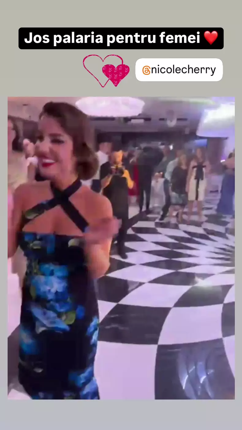 Romina Gingașu într-o rochie Dolce & Gabbana, alături de Nicole Cherry (2)