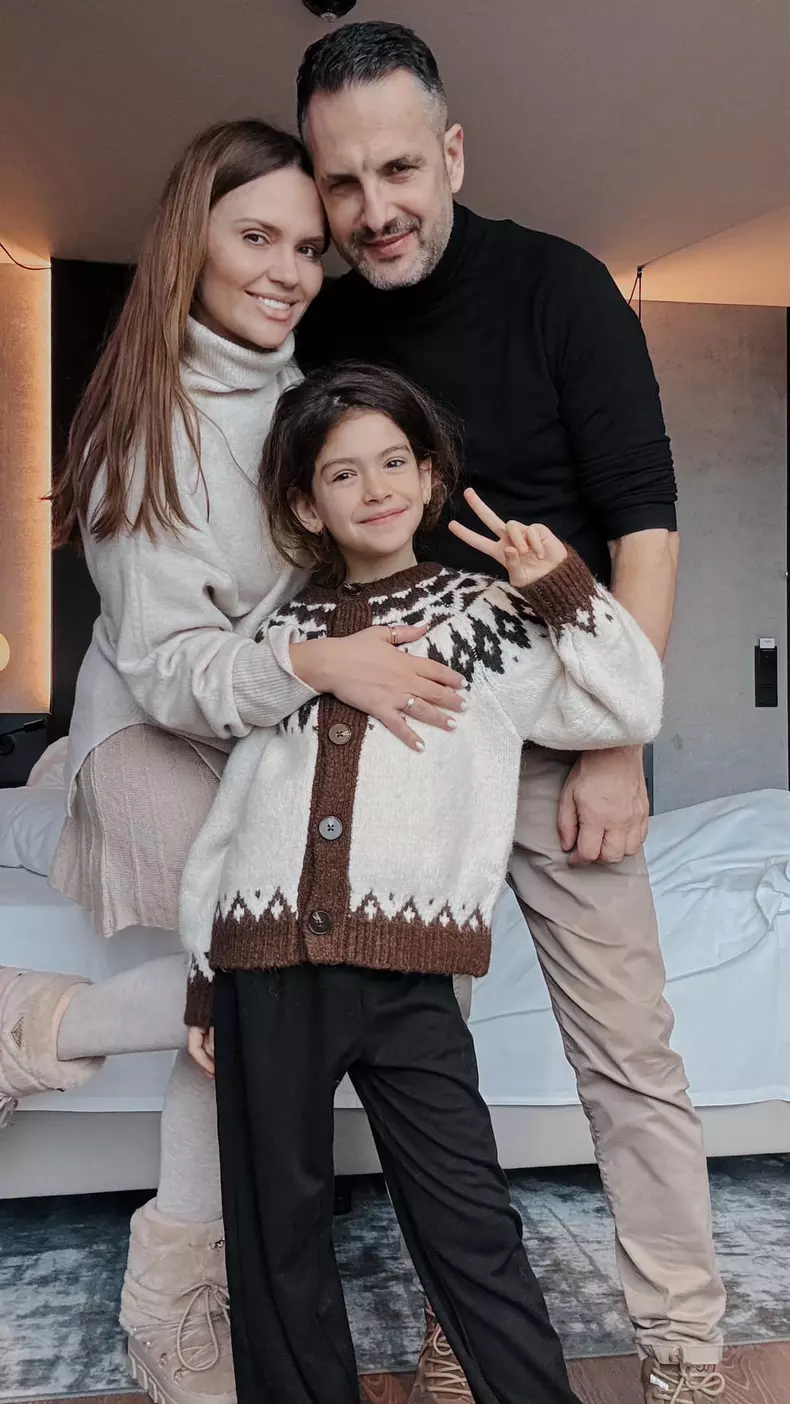 familia ionescu