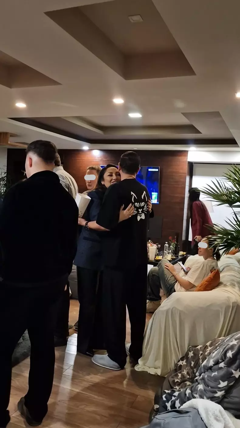 Andra, alături de Cătălin Măruță la vizionarea primei ediții Românii au Talent (2)