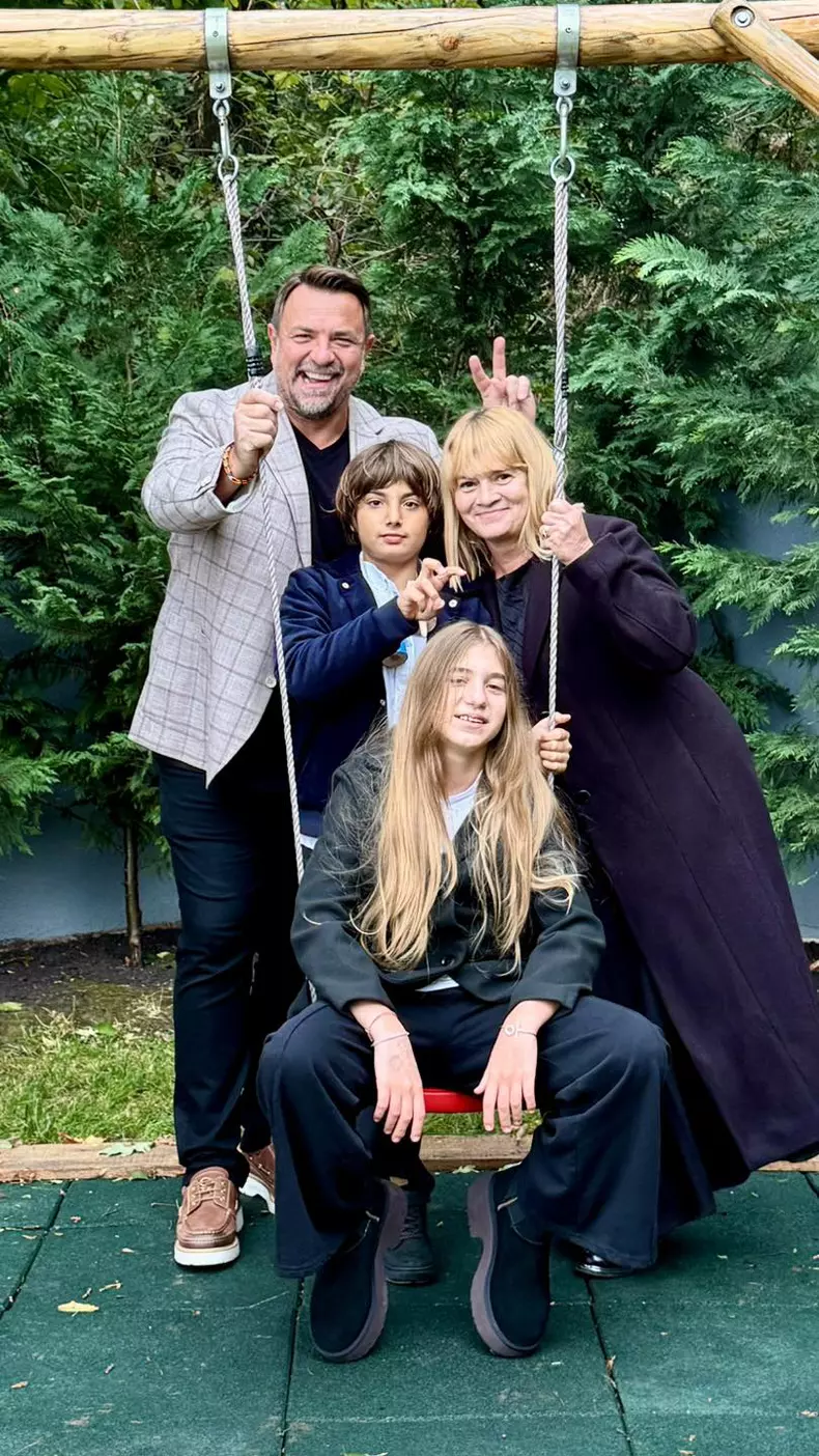 horia brenciu cu familia