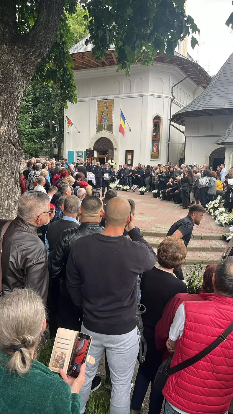 Ciprian Verdeș înmormântare (2)