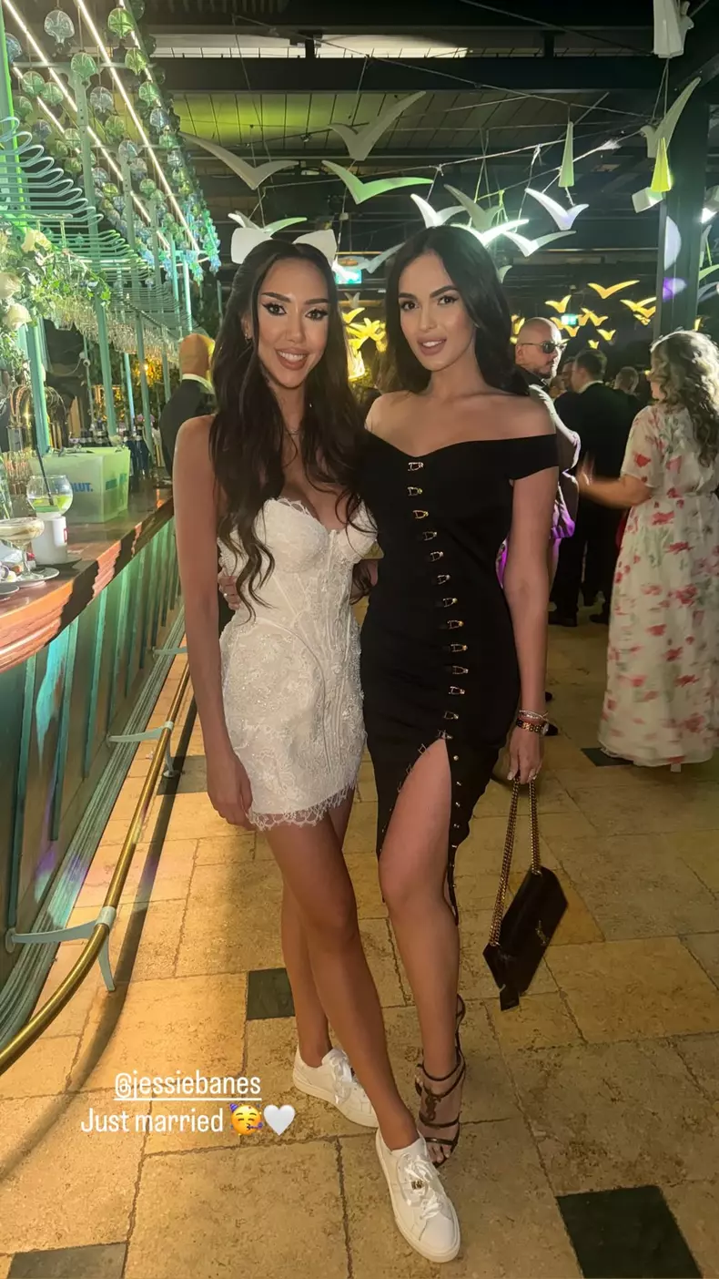 Jessie Baneș mireasă a doua rochie