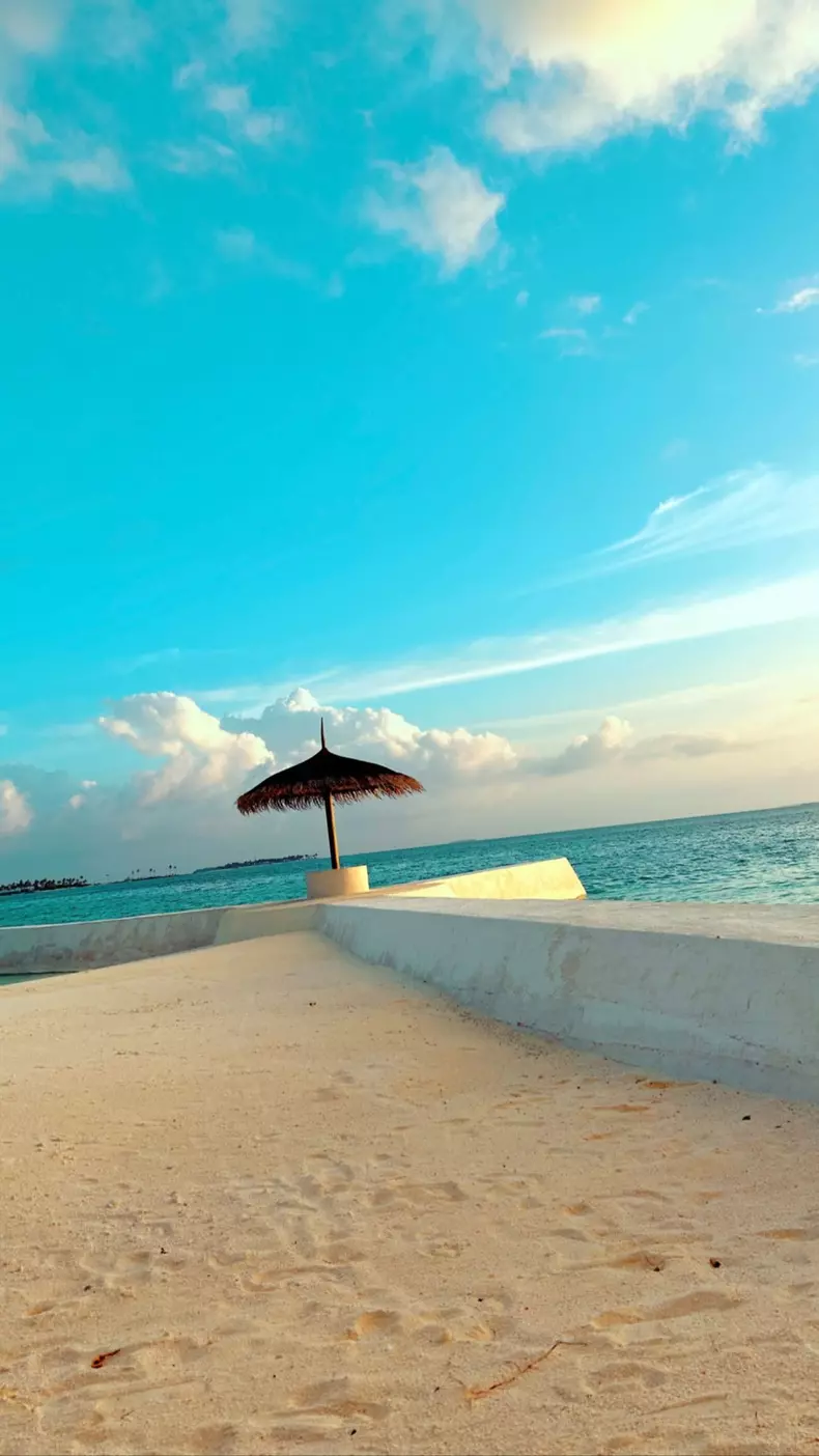 smiley-si-gina-pistol-vacanta-de-vis-alaturi-de-fiica-lor-josephine-in-maldive-1