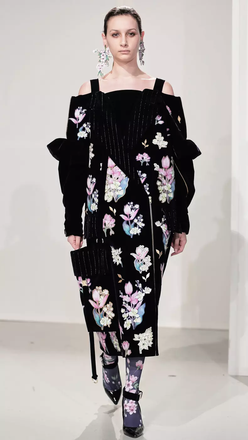 Corina Cigodaru - „Bulletproof”