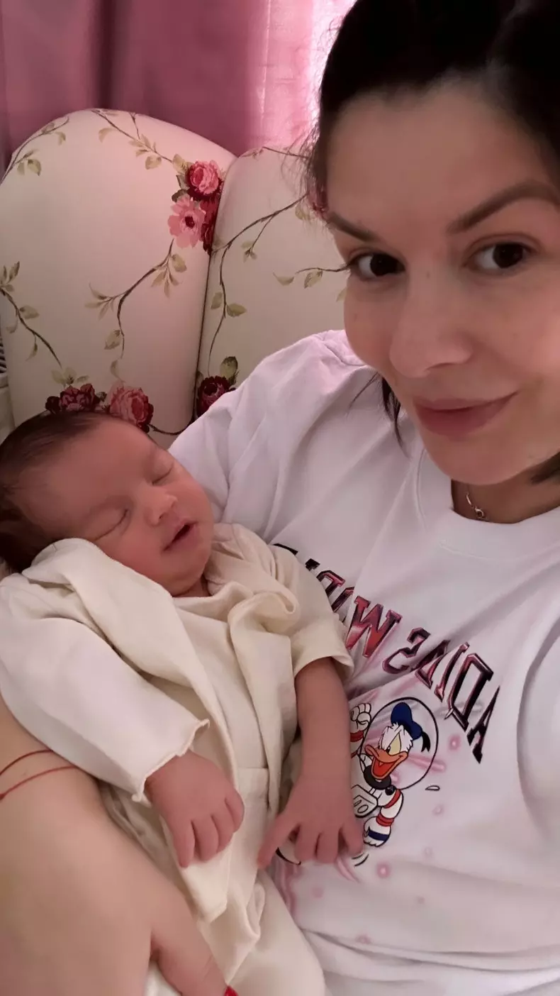 luciana si baby rafael (2)