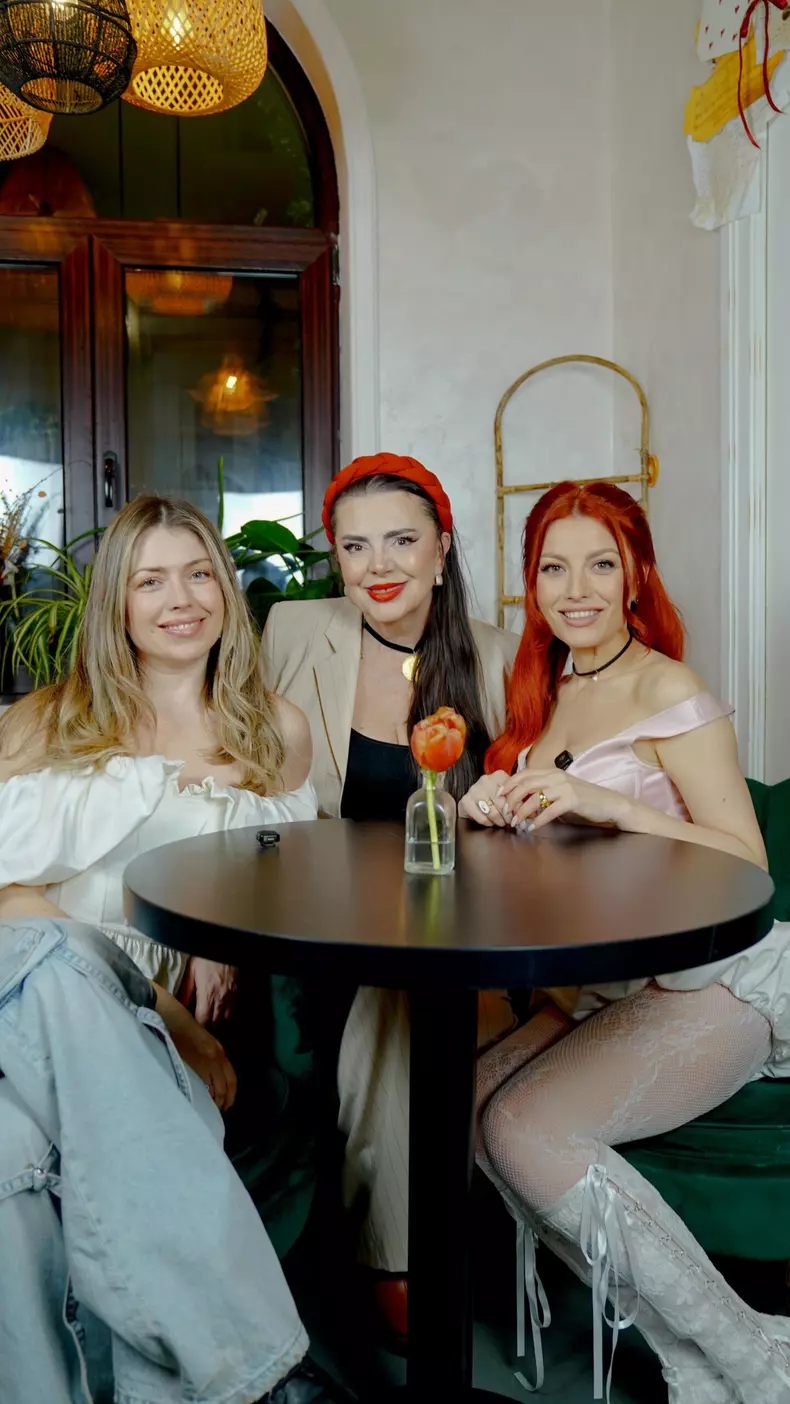 elena-gheorghe-adela-popescu-sedinta-foto-martie (8)