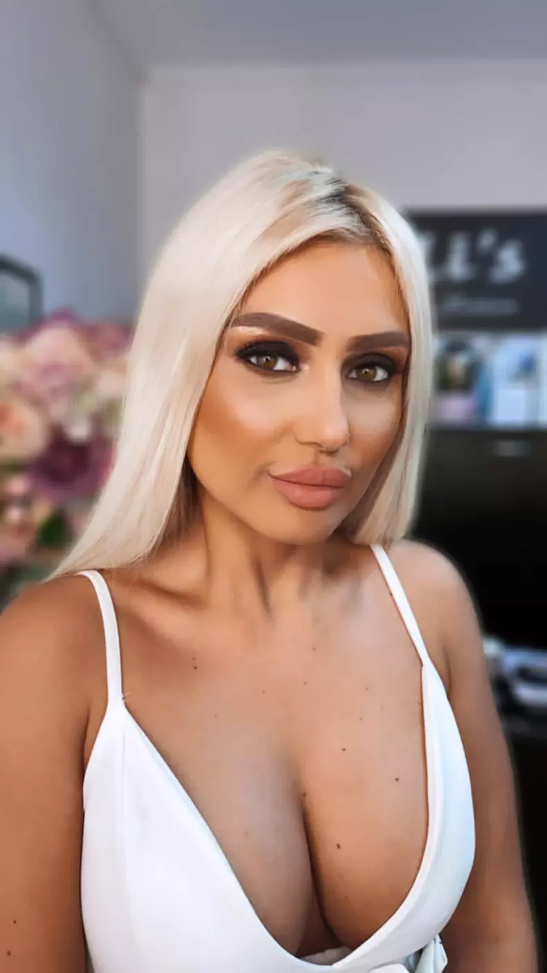 Bianca-Rus-are-un-nou-iubit-cine-este-barbatul-5-Copy