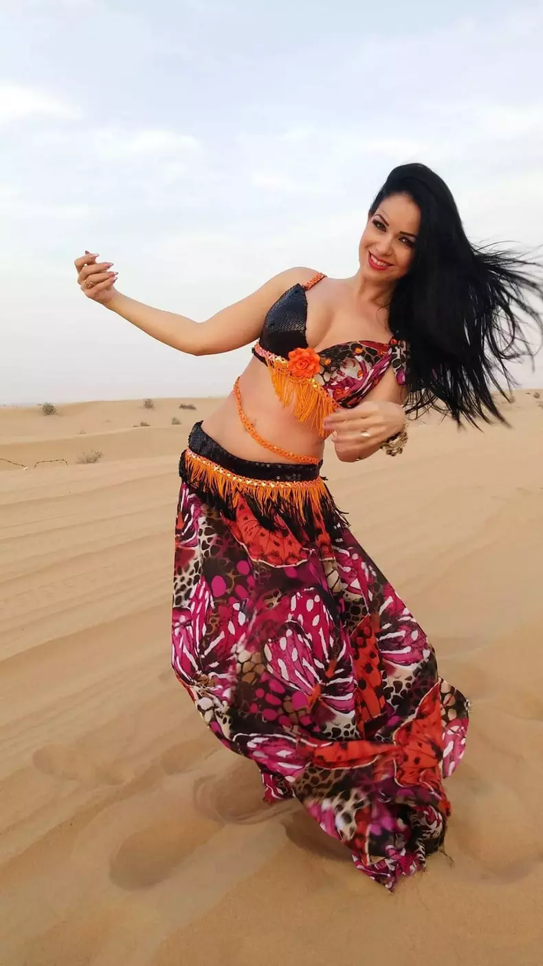 cu-ce-se-ocupa-deea-maxer-1