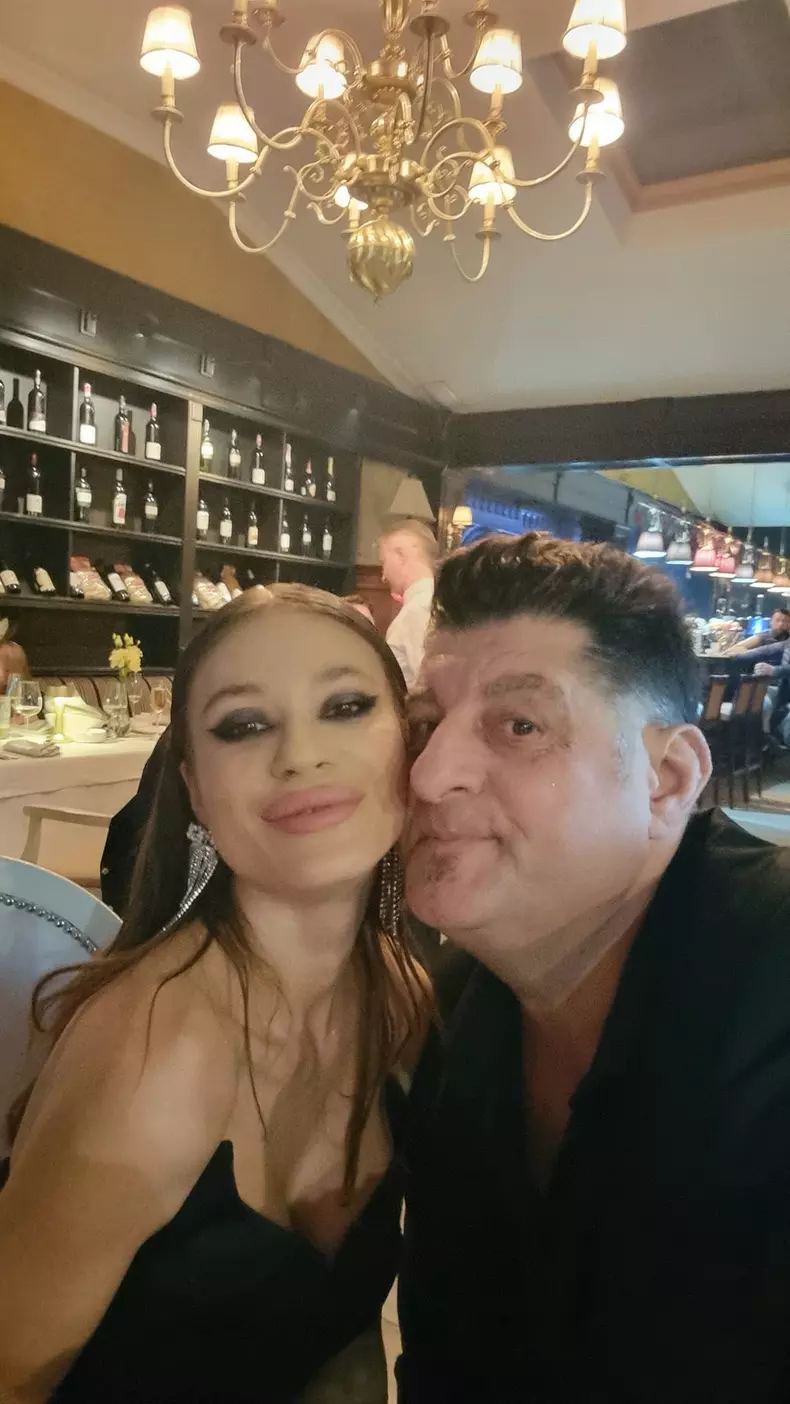 tavi colen si iubita sa