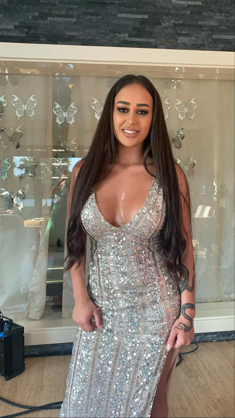 operatii roxana rapaila