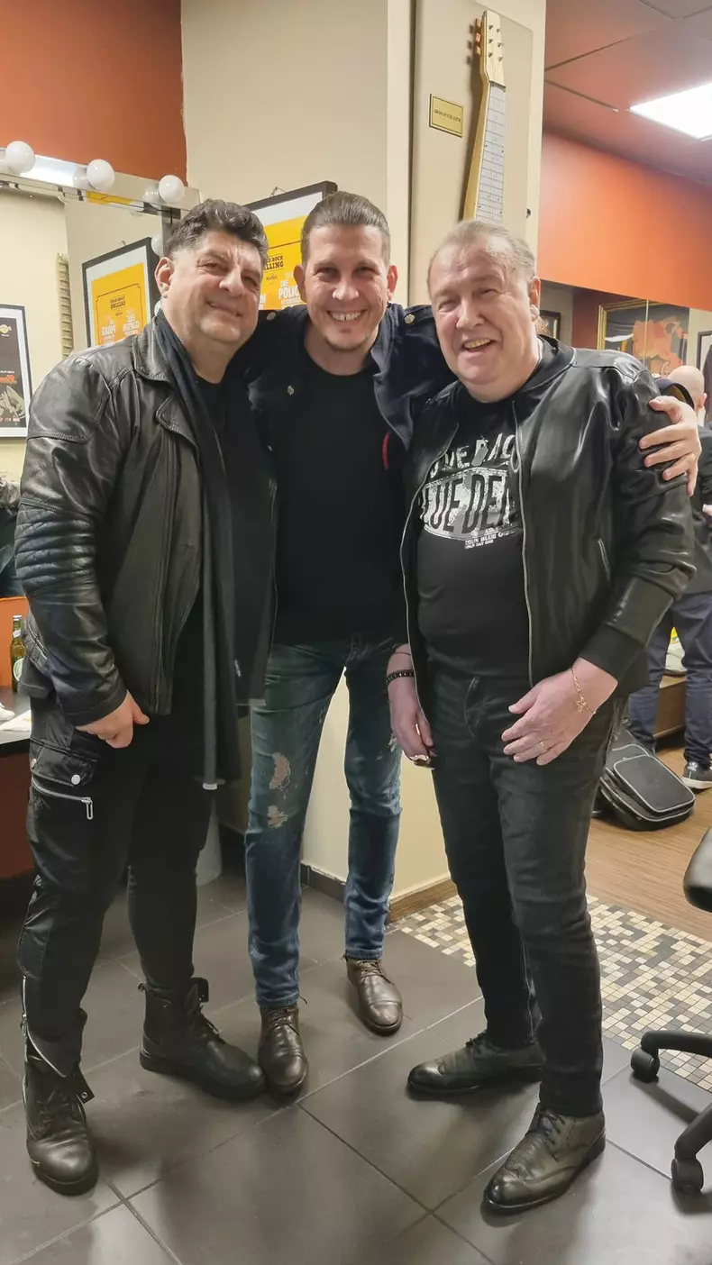 331292284_939952090508669_1082037256555739113_n