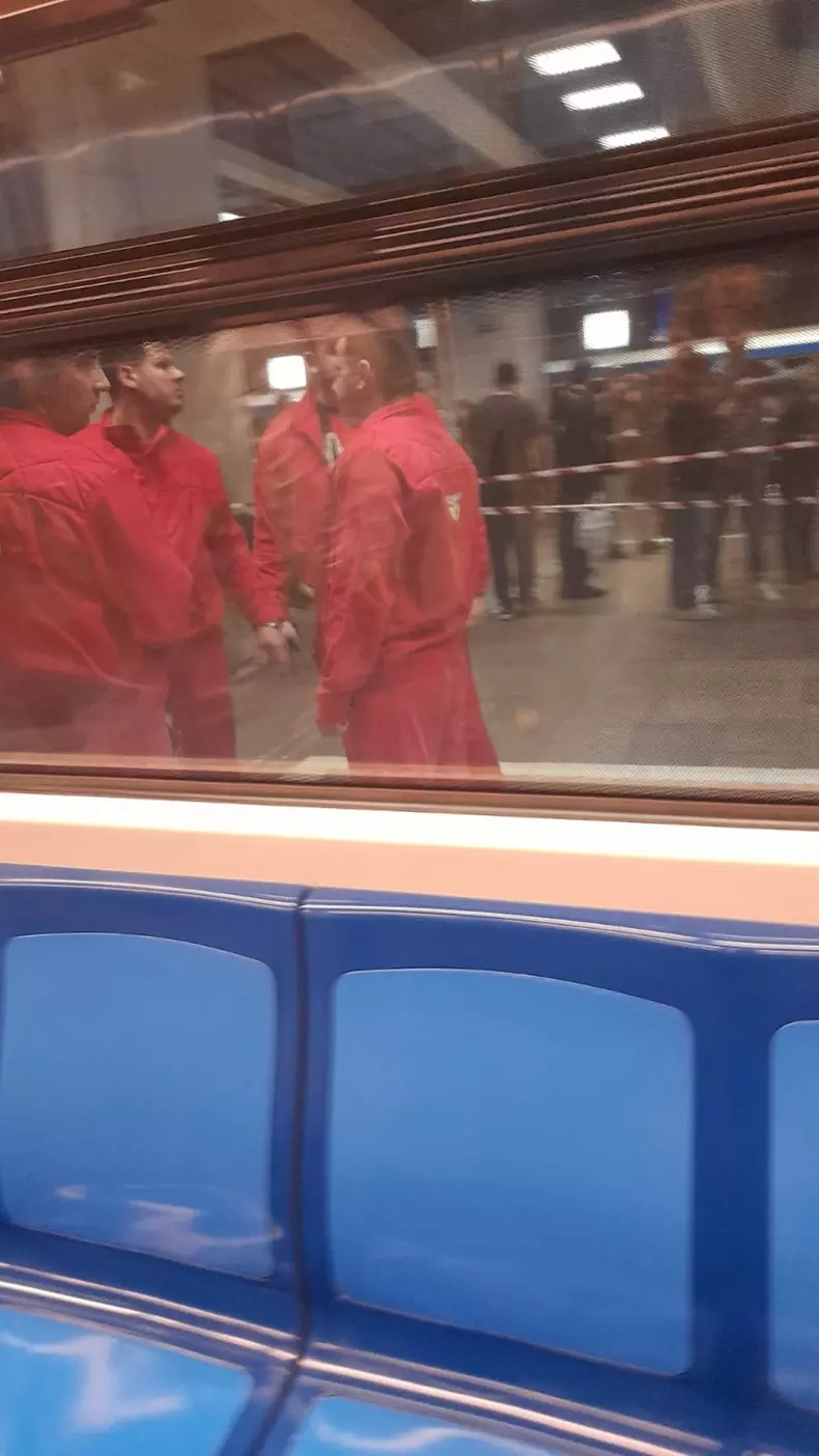 circulatie-blocata-metrou-bucuresti-persoana-murit-sine-tren-statia-unirii-886029-1
