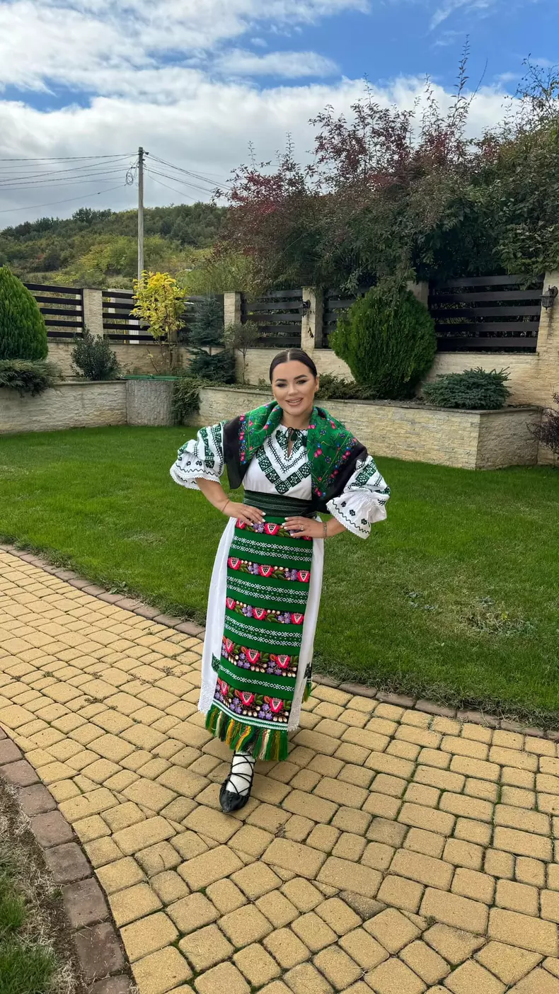 carmen-de-la-salciua-artista4