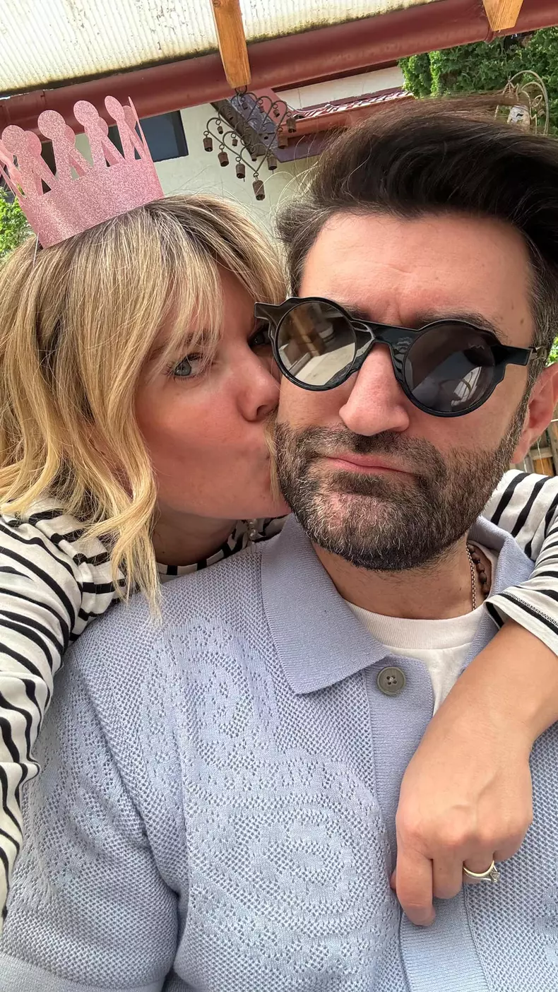 gina-pistol-smiley-2