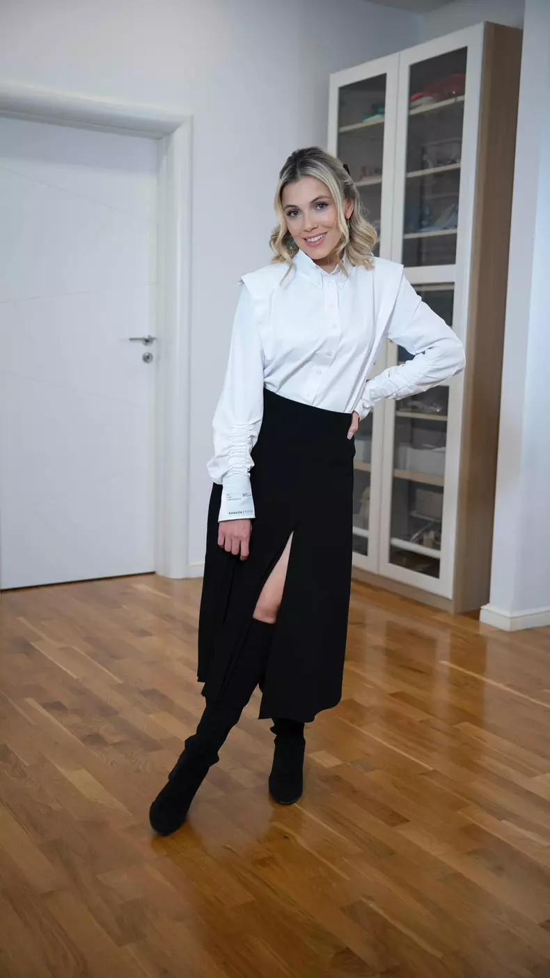 Andreea Ibacka4