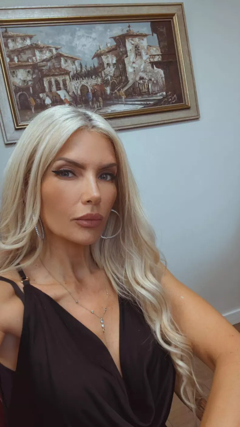 Laura-Vicol-5