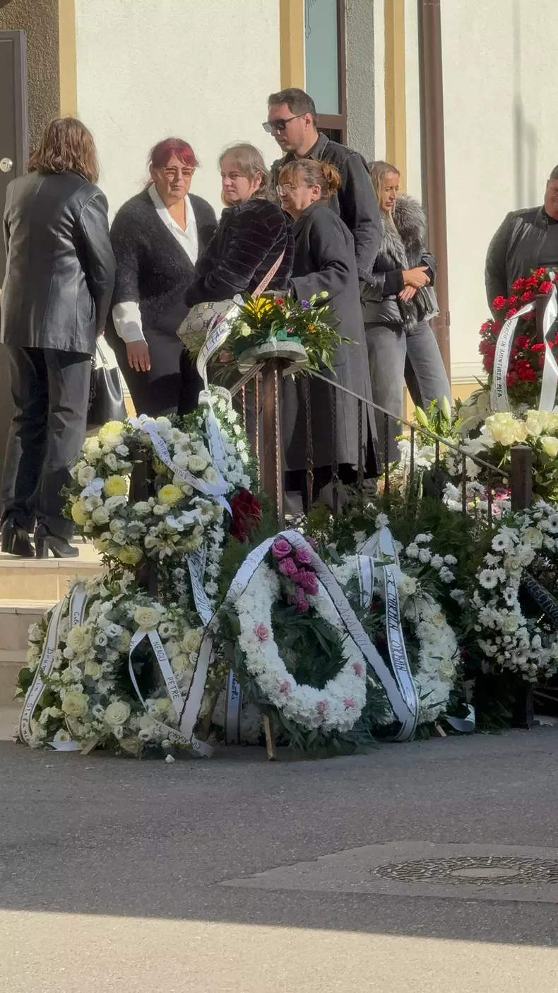 stefania szabo inmormantare2