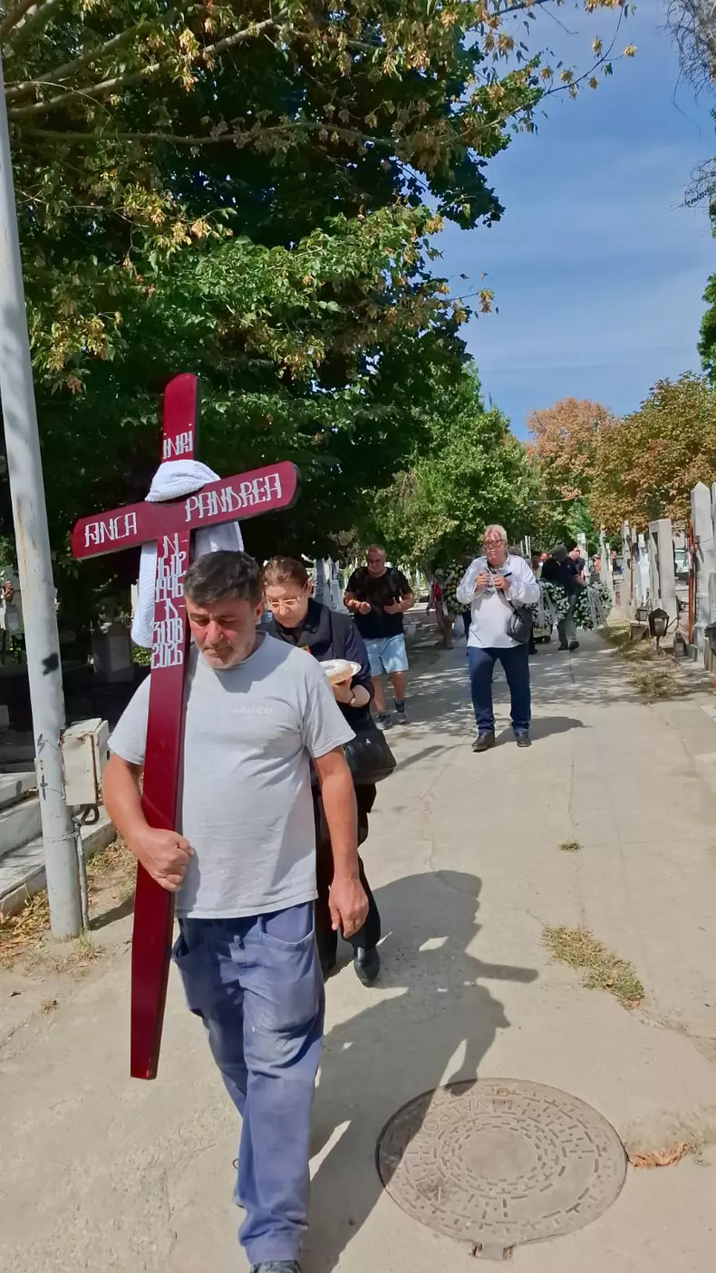 anca pandrea inmormantata langa iurie darie5